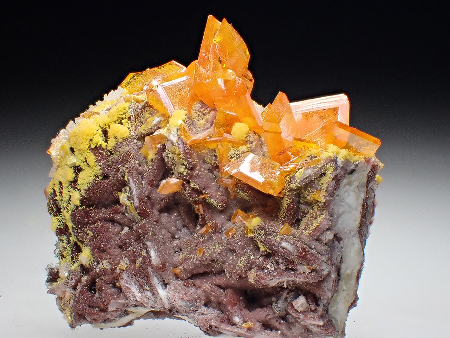Wulfenite