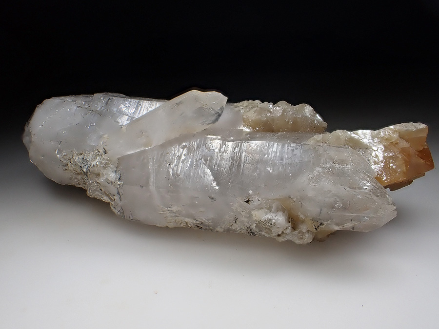 Scheelite Quartz & Muscovite