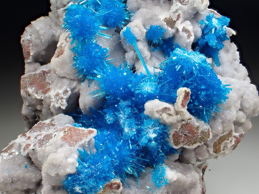 Pentagonite