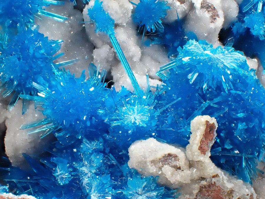 Pentagonite
