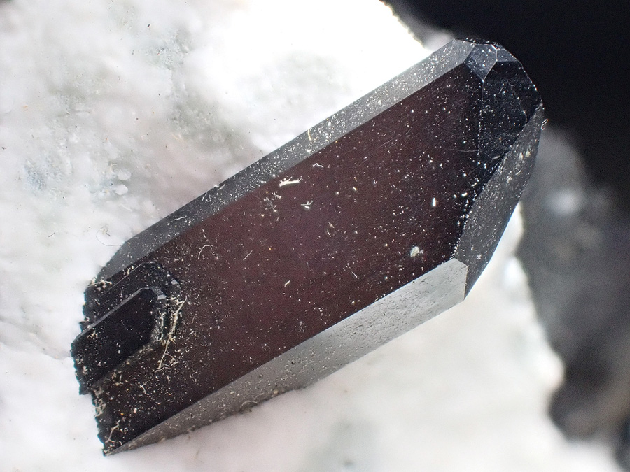 Benitoite & Neptunite