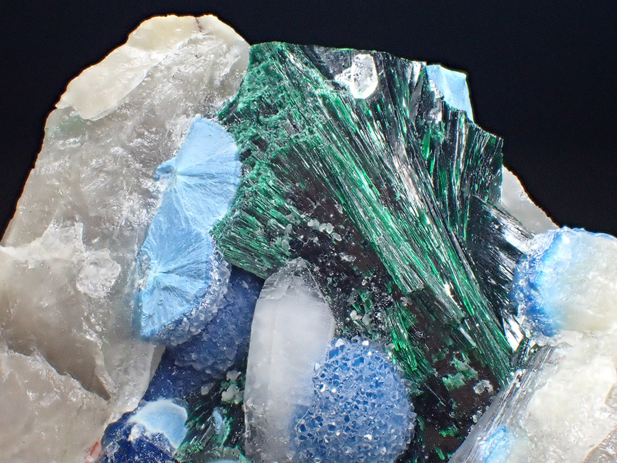 Shattuckite Malachite Quartz & Calcite