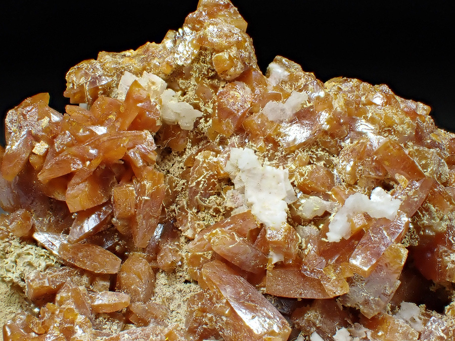 Wulfenite