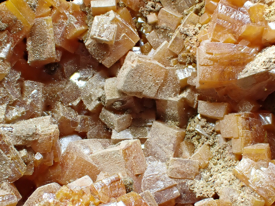 Wulfenite