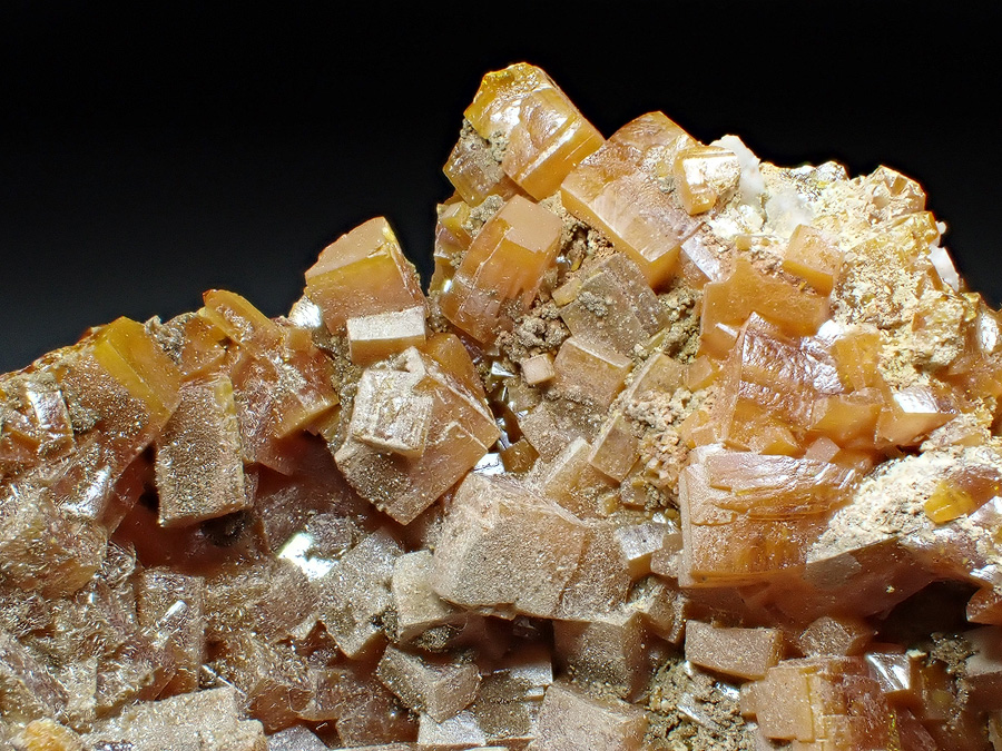 Wulfenite