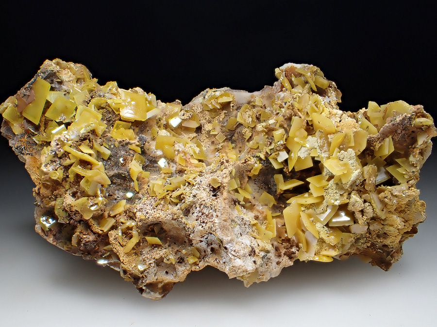 Wulfenite