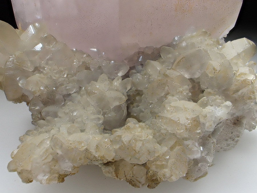 Manganoan Calcite & Quartz