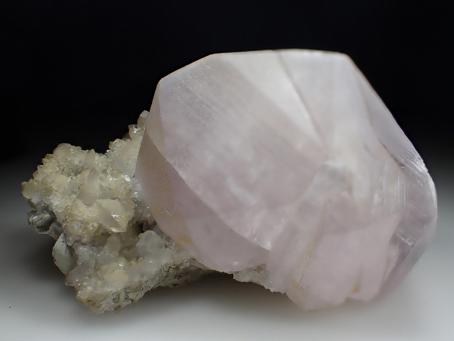 Manganoan Calcite & Quartz