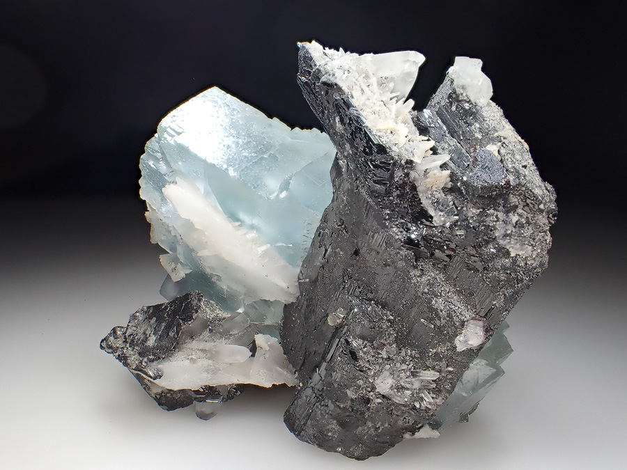Fluorite & Schorl