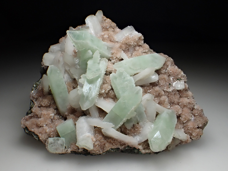 Apophyllite & Stilbite