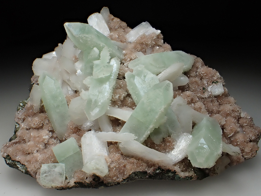 Apophyllite & Stilbite