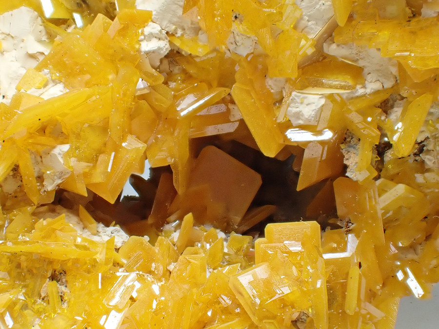 Wulfenite