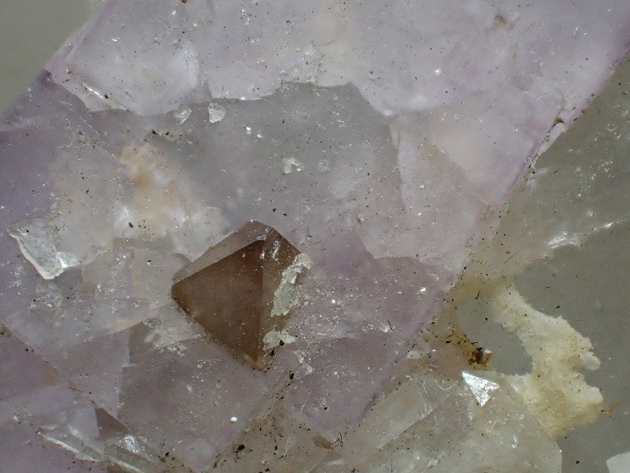 Fluorite Scheelite Quartz & Arsenopyrite