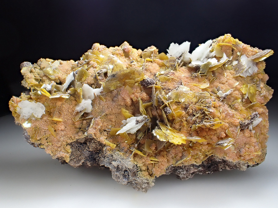 Wulfenite Mimetite & Baryte