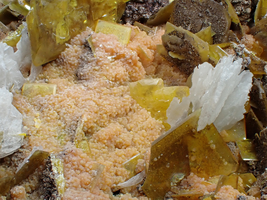Wulfenite Mimetite & Baryte