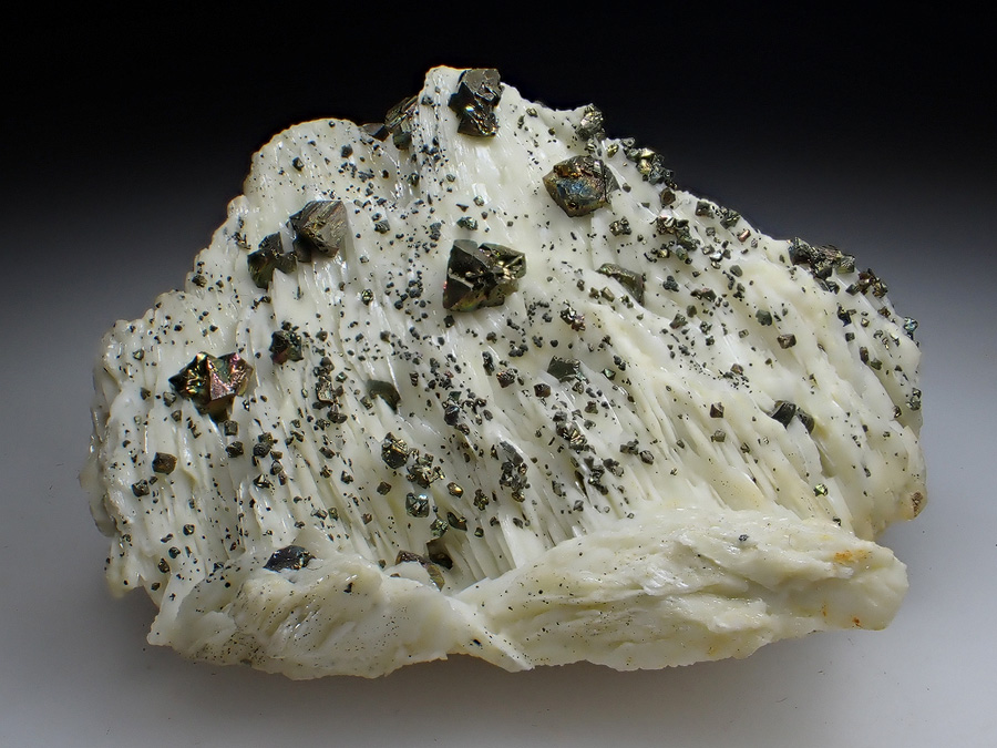Chalcopyrite & Baryte