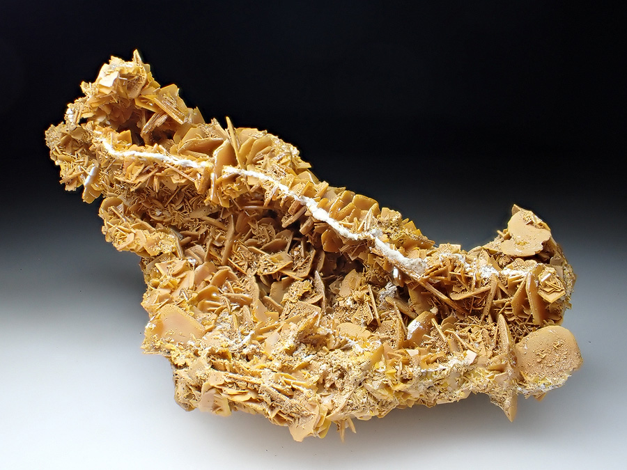 Wulfenite