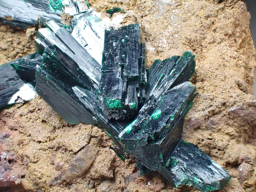 Brochantite