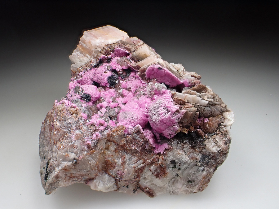 Cobaltoan Calcite & Quartz