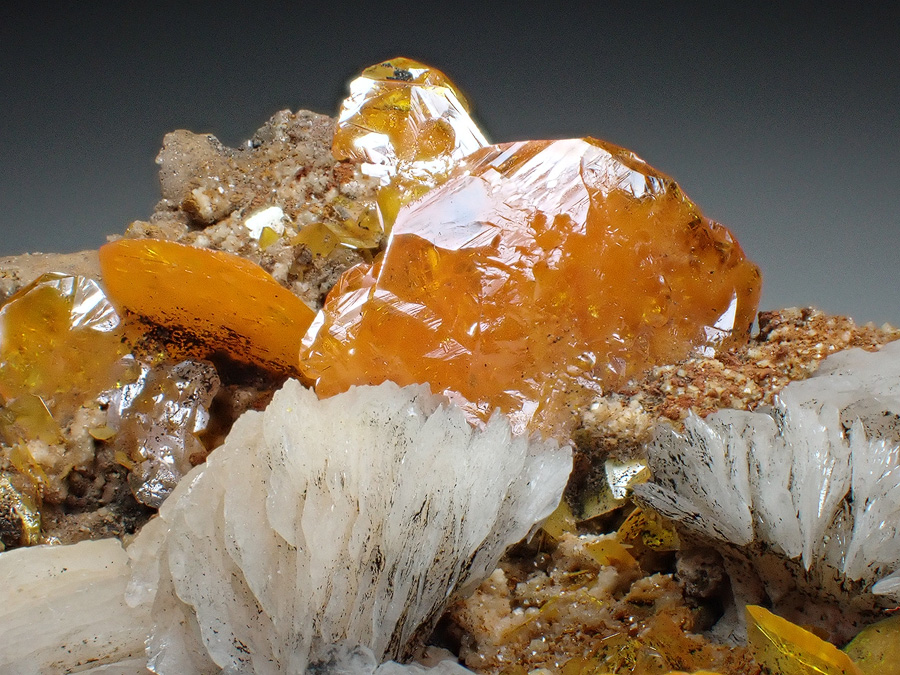 Wulfenite & Baryte