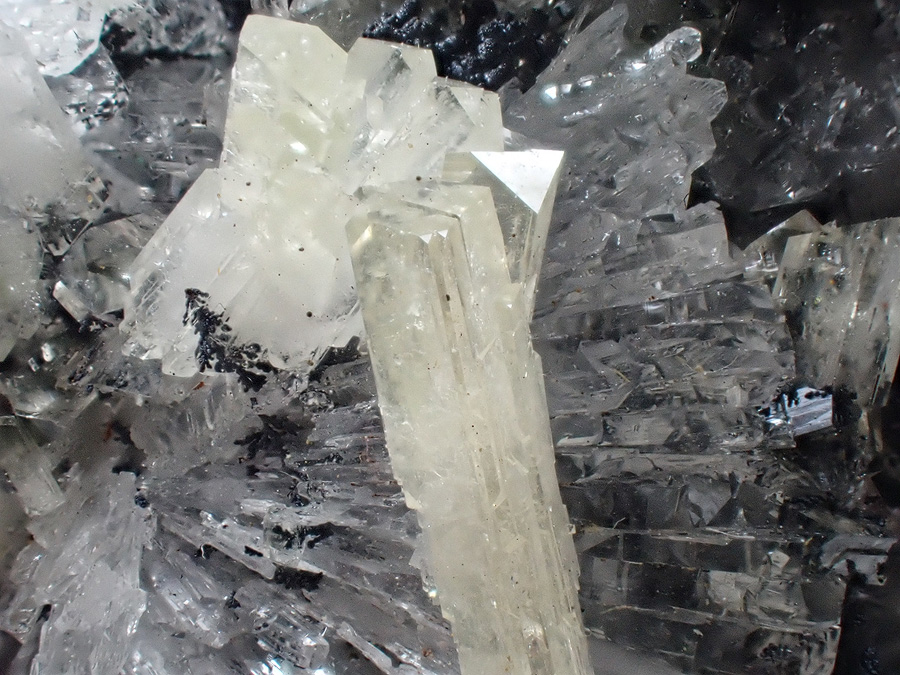 Hemimorphite & Adamite