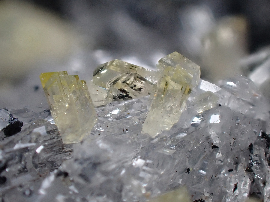 Hemimorphite & Adamite