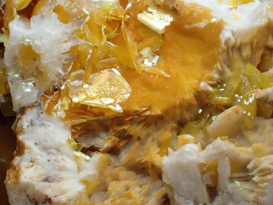 Wulfenite & Hemimorphite