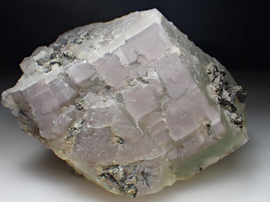 Fluorite & Chalcopyrite