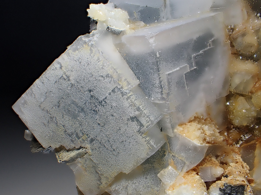 Fluorite Stibnite & Quartz