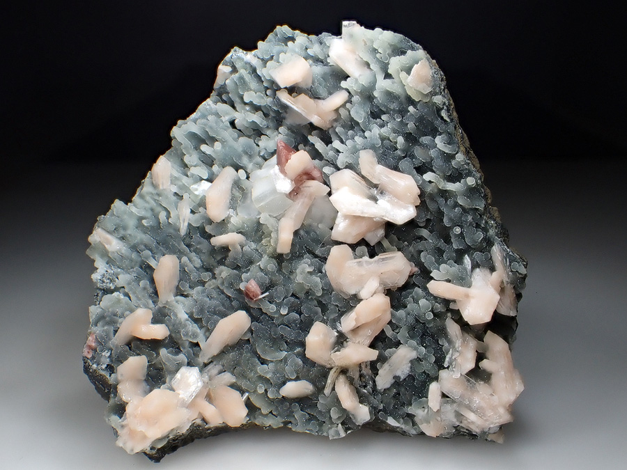 Stilbite On Chalcedony