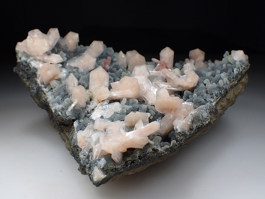 Stilbite On Chalcedony