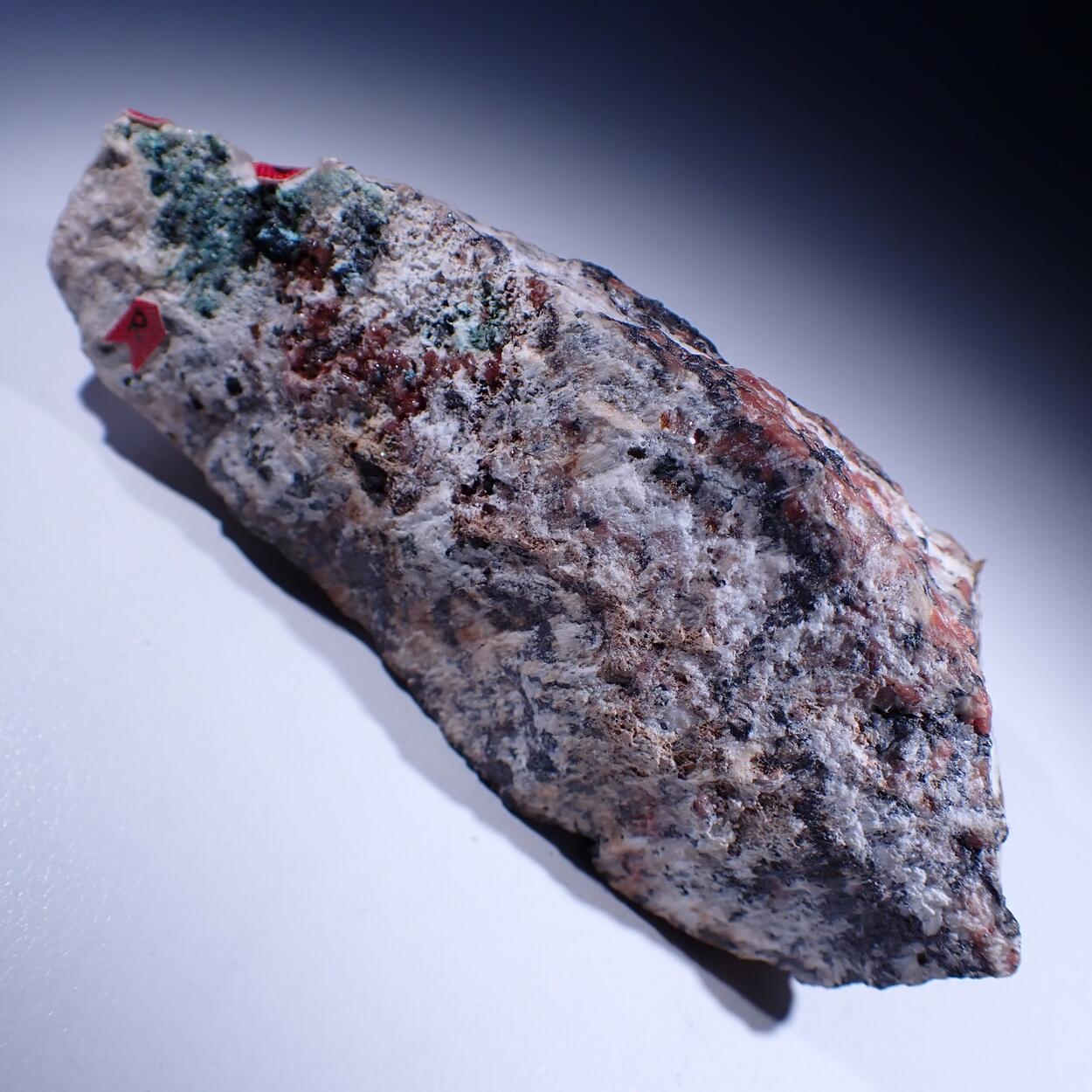 Retzian-(Nd) Sarkinite & Digenite