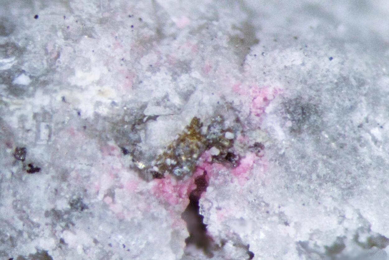 Erythrite