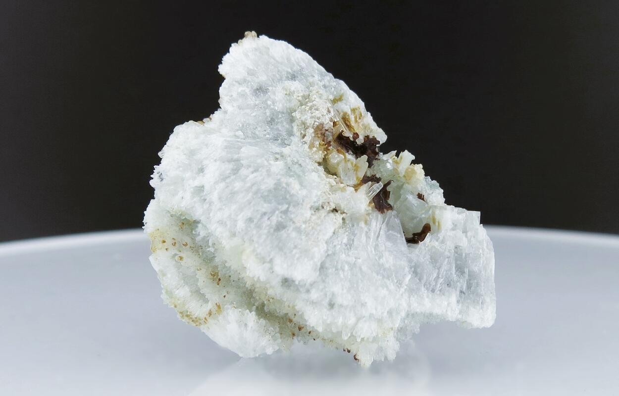 Tadzhikite & Pectolite