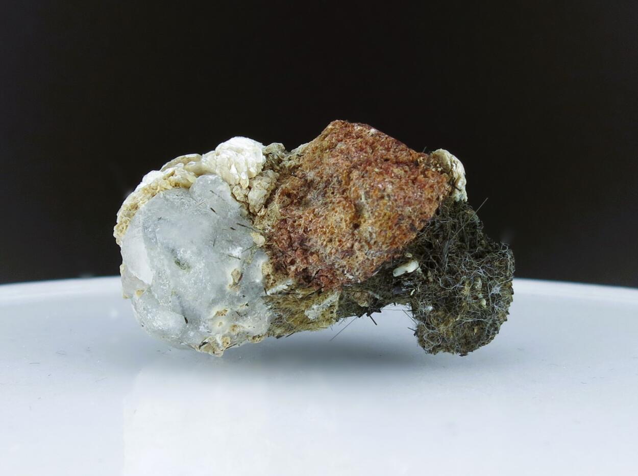 Kentbrooksite Aegirine & Analcime