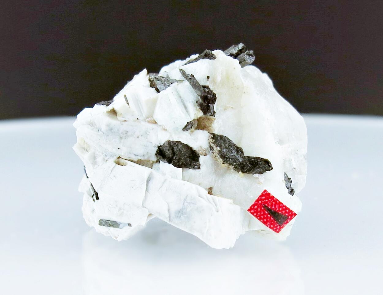 Genthelvite