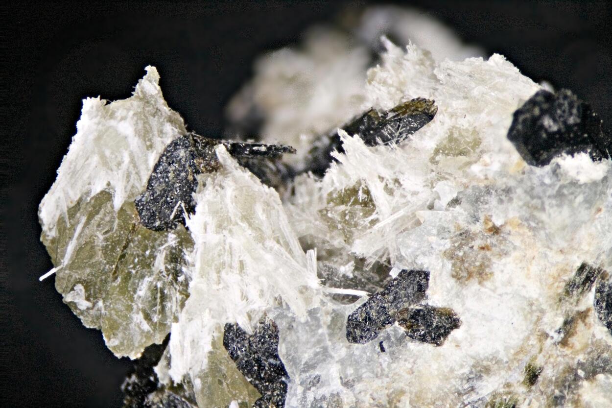 Shomiokite-(Y) Adamsite-(Y) & Elpidite