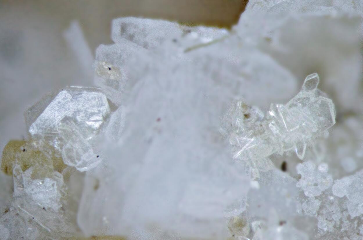 Sabinaite Analcime & Quartz