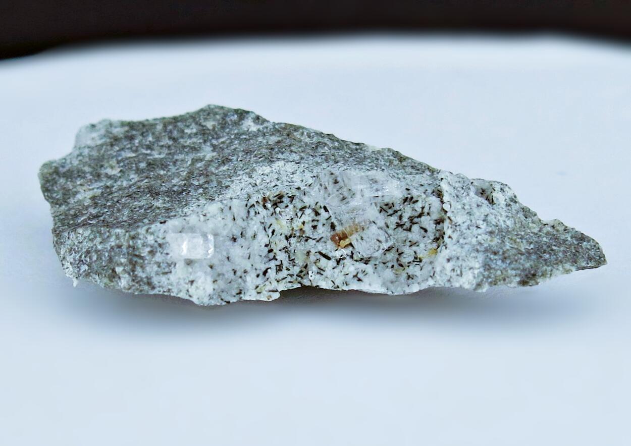 Hilairite & Labuntsovite
