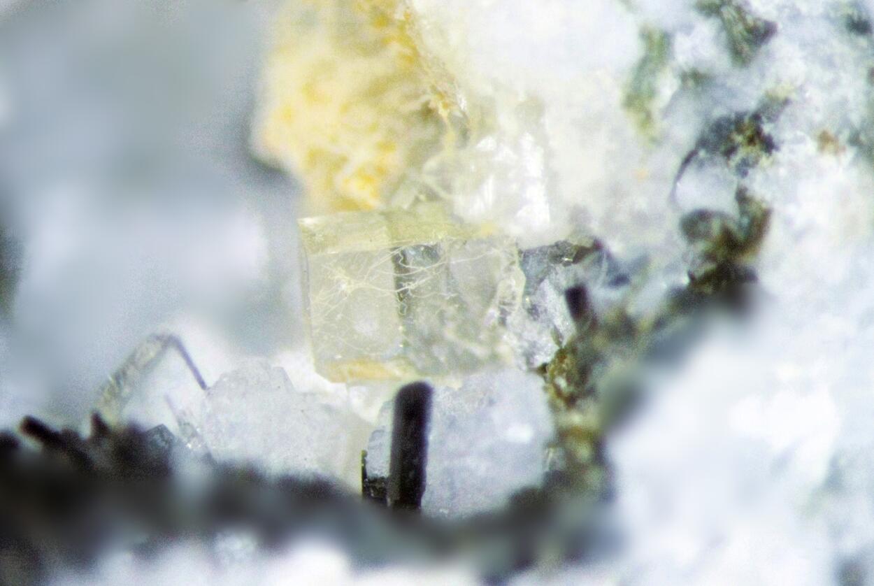 Ashcroftine & Narsarsukite