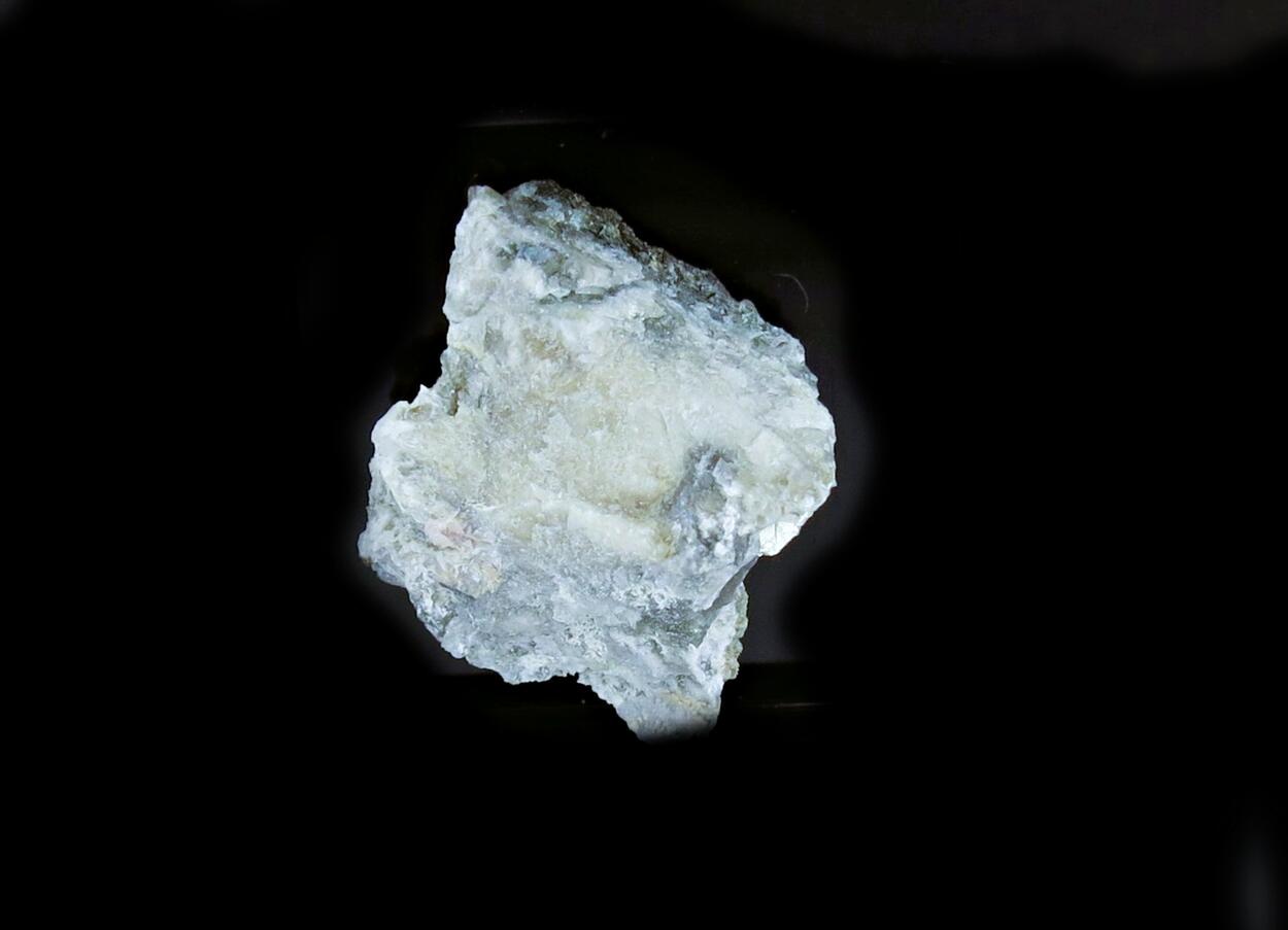 Clinoptilolite-Na & Epistolite