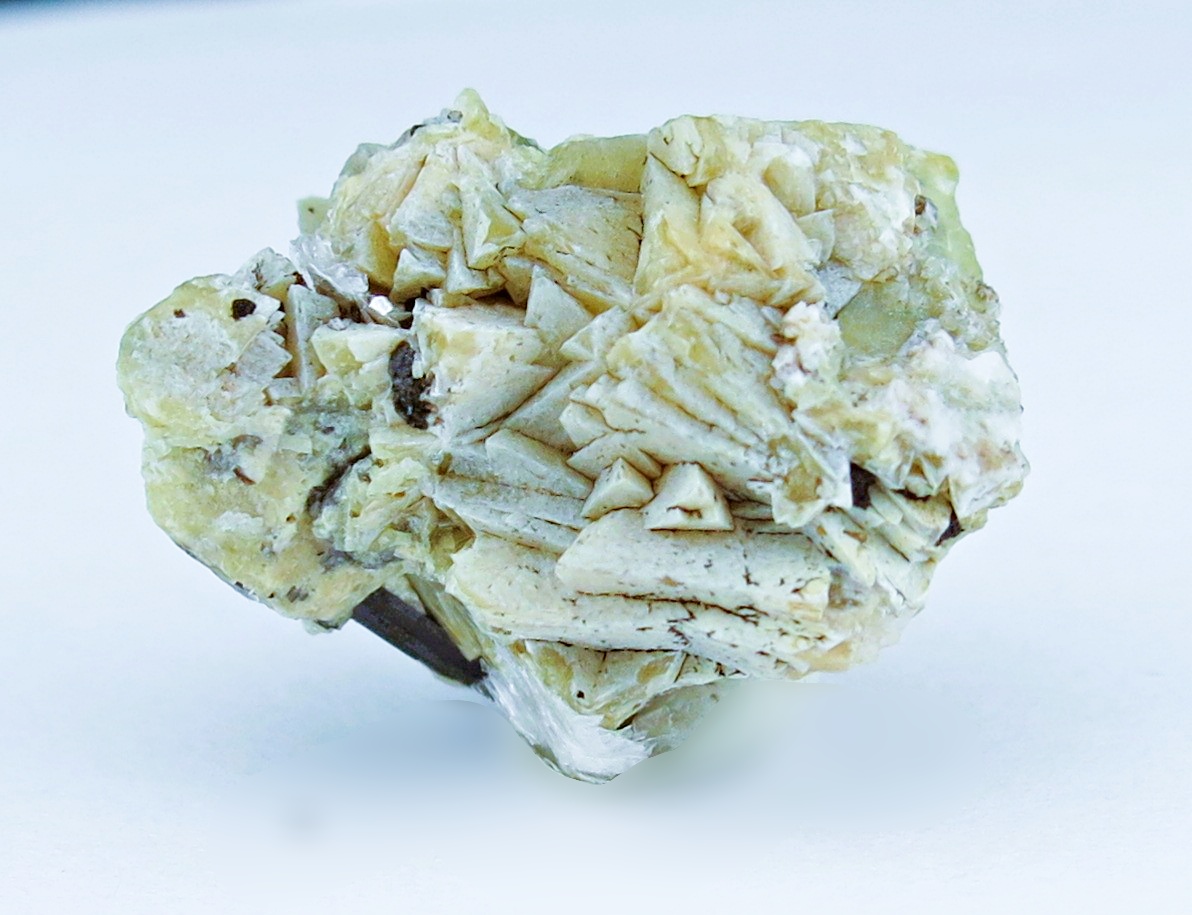 Genthelvite