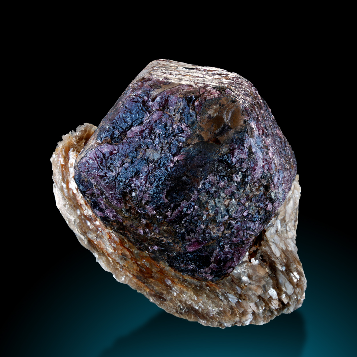 Garnet Var Almandine