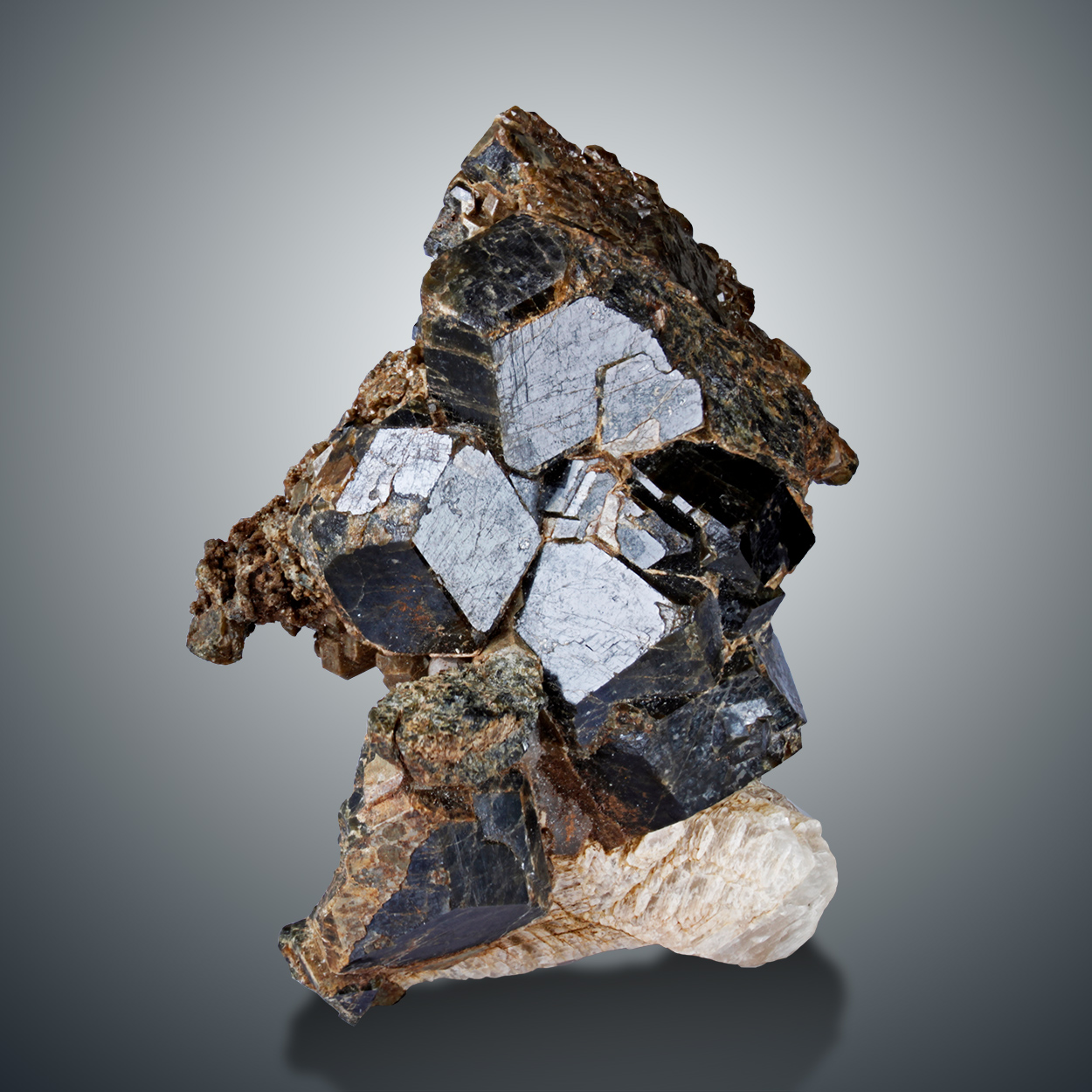 Garnet Var Almandine