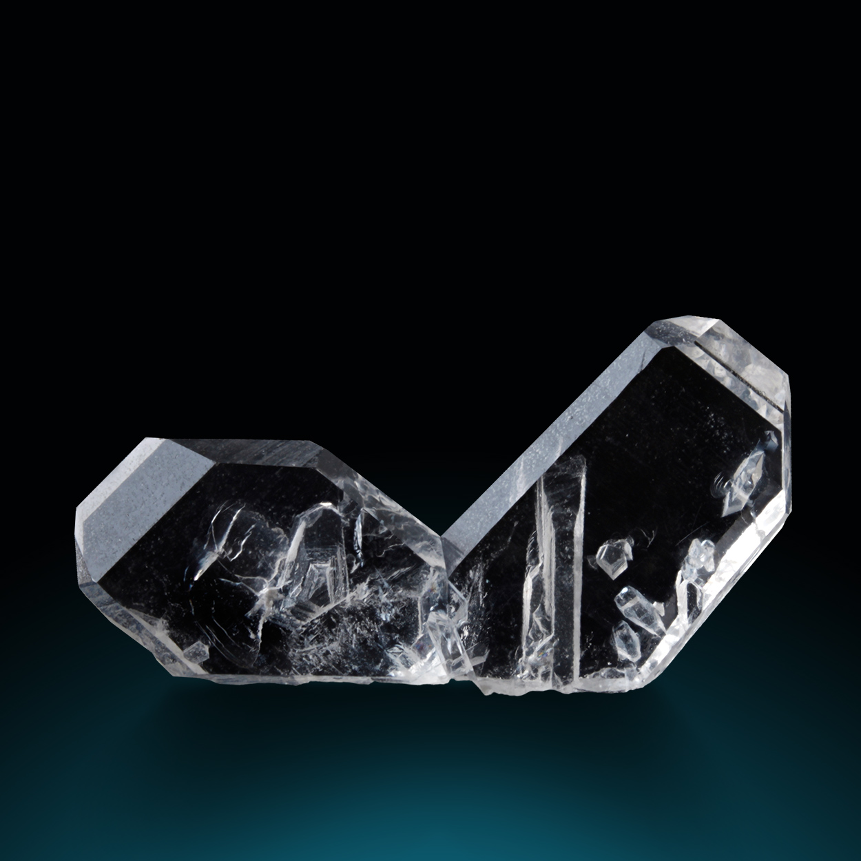 Quartz Var Japan Law