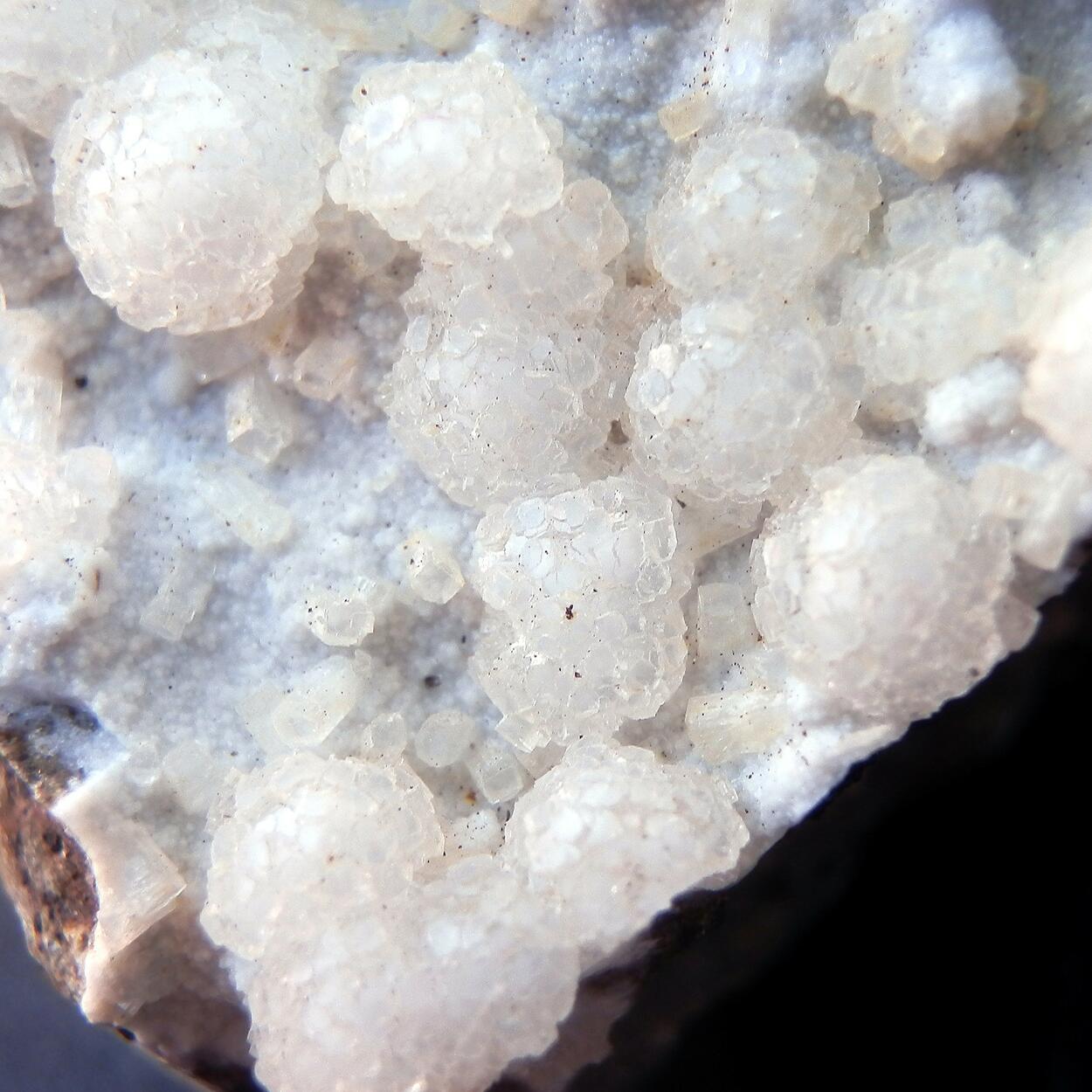 Thomsonite-Ca