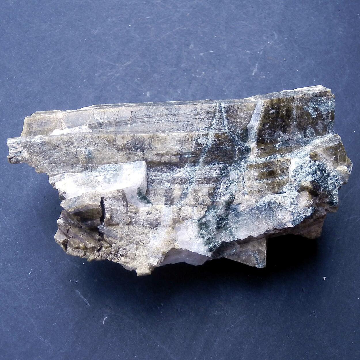 Clinozoisite