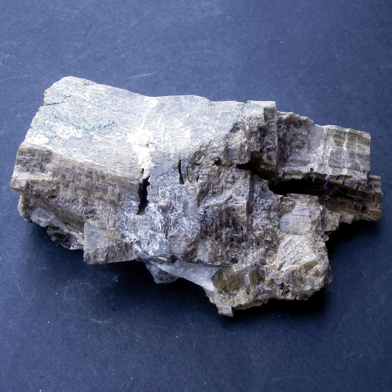 Clinozoisite