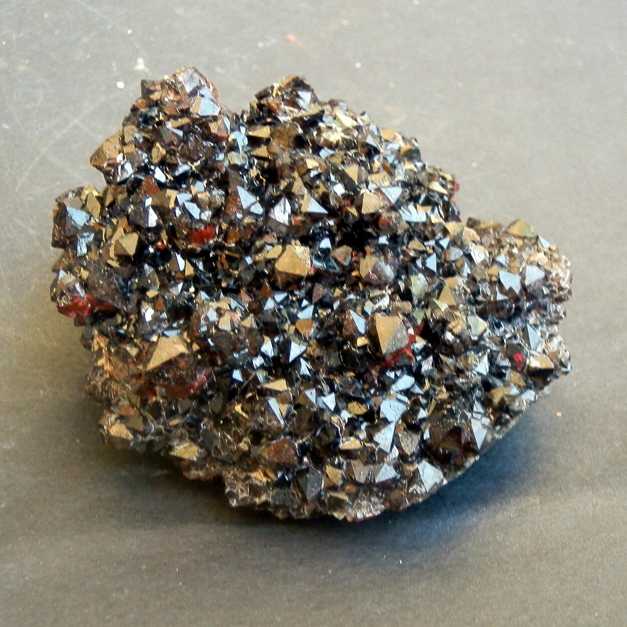 Quartz Var Eisenkiesel & Fluorite