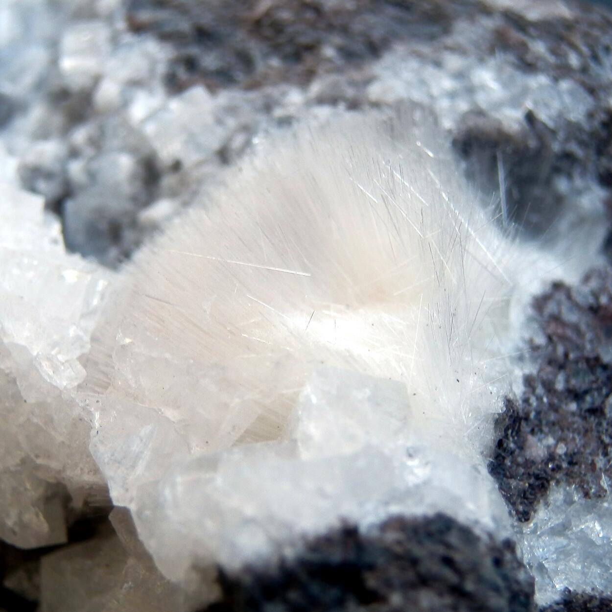 Mesolite & Chabazite